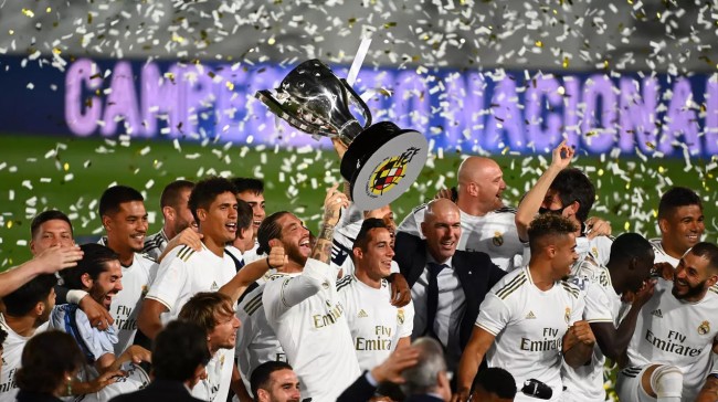 来自世界各 来自世界各