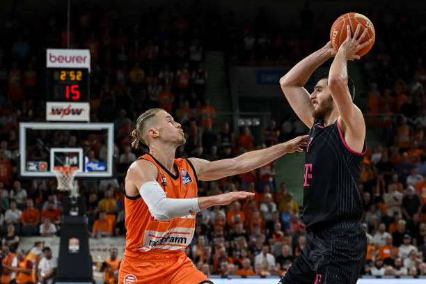 在不同对手 在不同对手