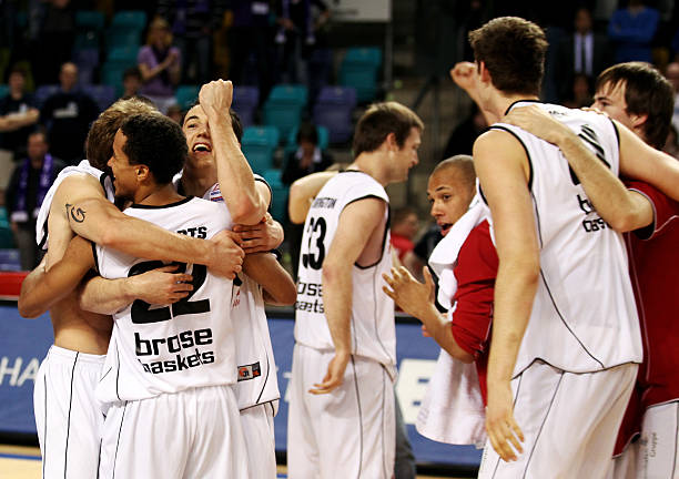 英超劲旅 英超劲旅