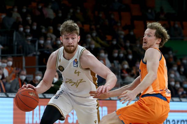 配合和临场 配合和临场