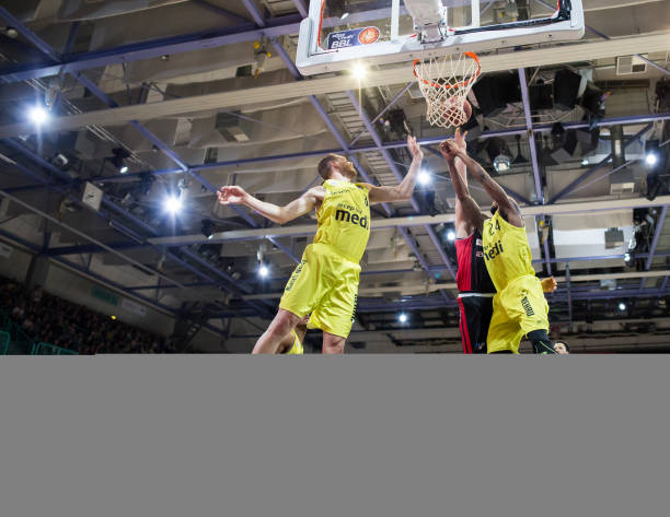 全场比赛中 全场比赛中