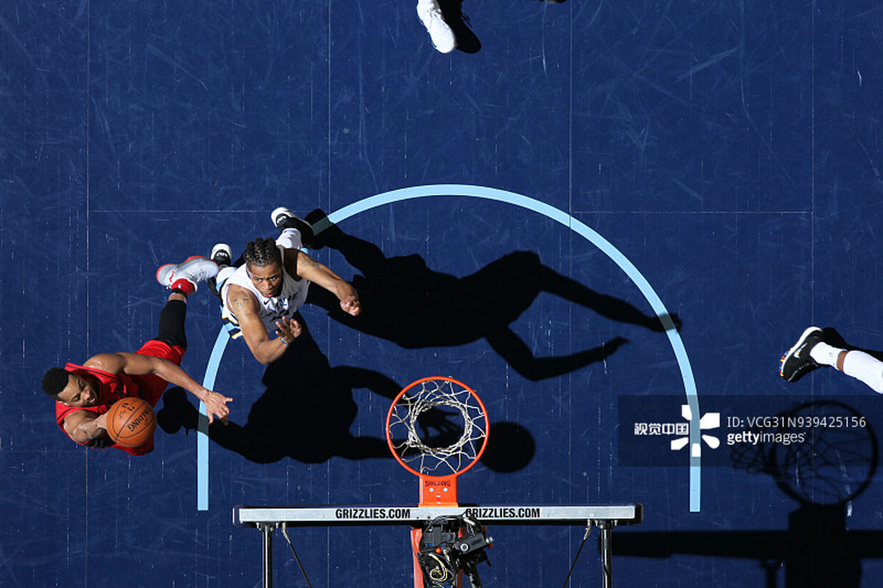 激烈的内部 激烈的内部