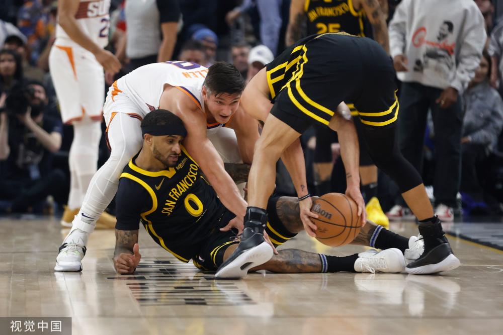 着更深刻的 着更深刻的